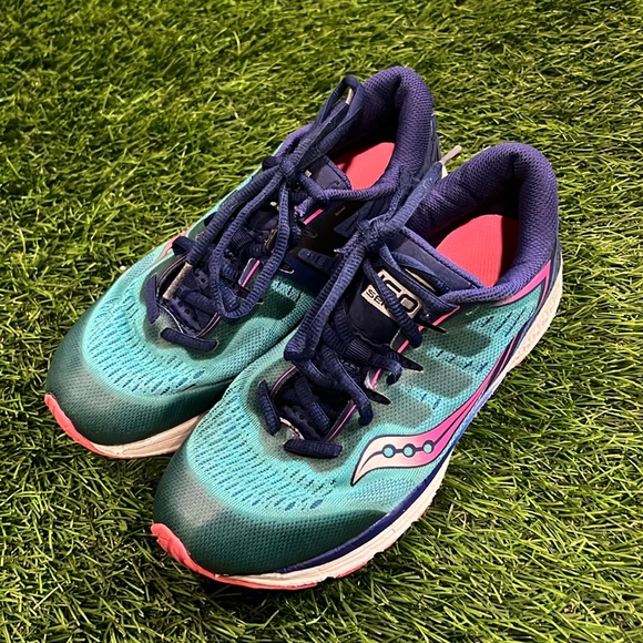 Saucony ISO Series Shoes - Picture 1 of 9